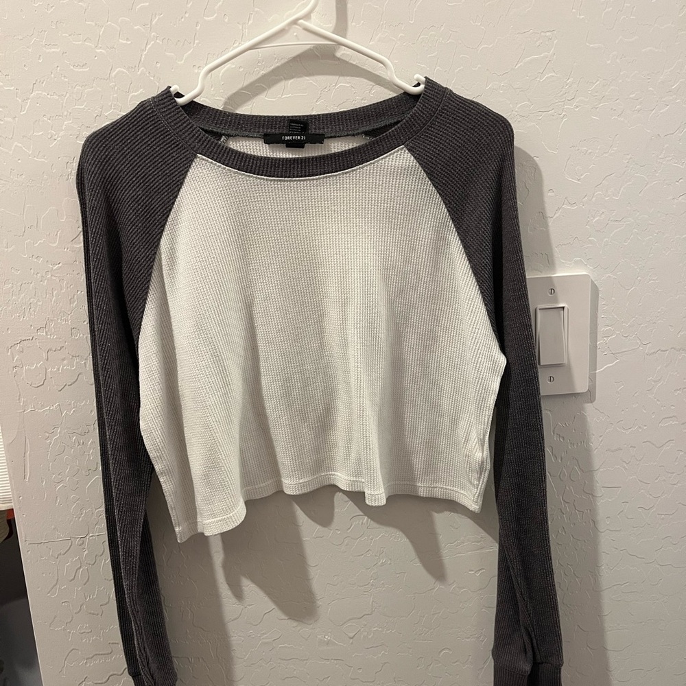 Forever 21 Black and White Long Sleeve Top